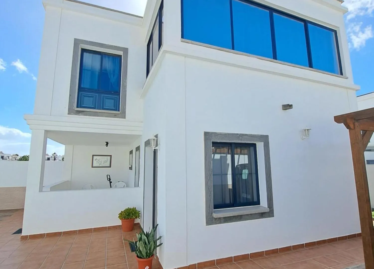 Villa Linda con Piscina Privada Playa Blanca  España